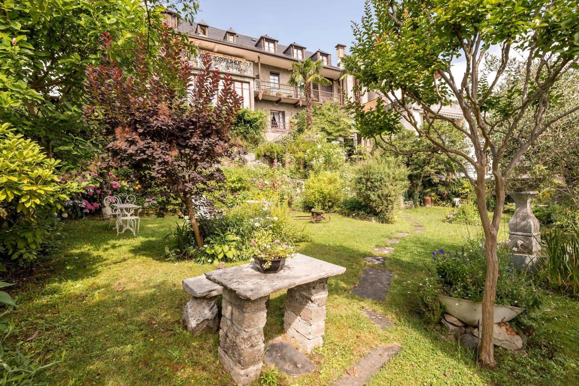 Logis Hôtel Beau Site Argelès-Gazost Exterior foto